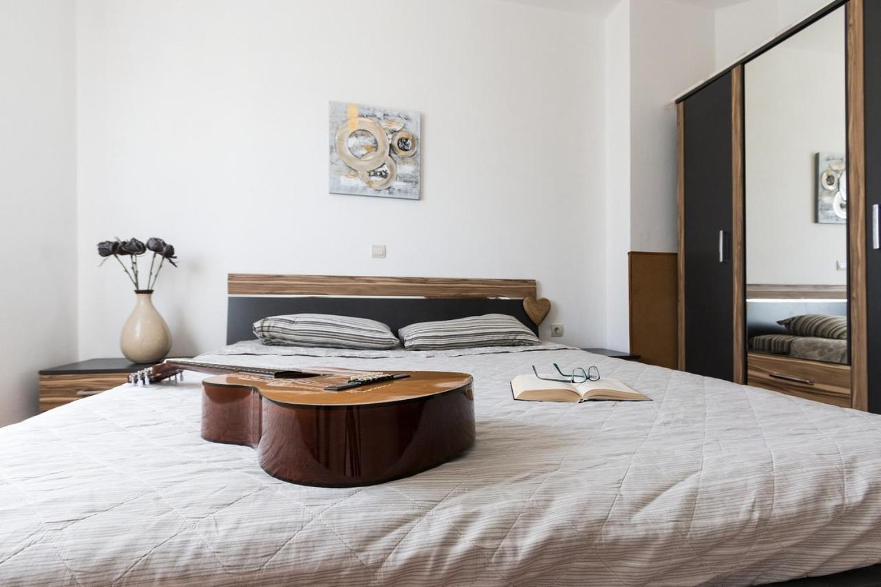 Apartment Carmen Pula Extérieur photo